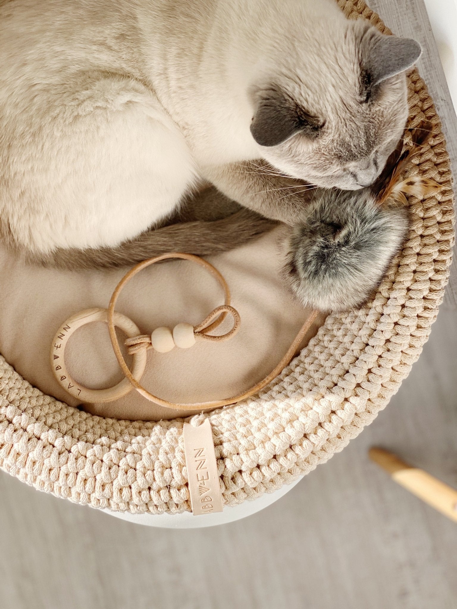 Coco | Panier design pour chat en corde de coton tressée - Jean - Poil - Beige