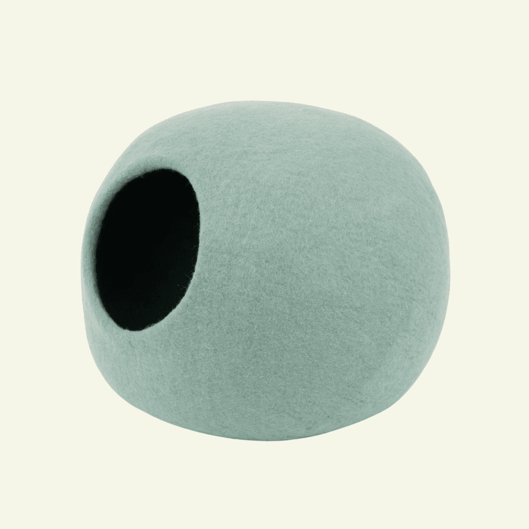 Fine | Grotte pour chat en feutre de laine naturelle - Vert sauge - Jean - Poil - 