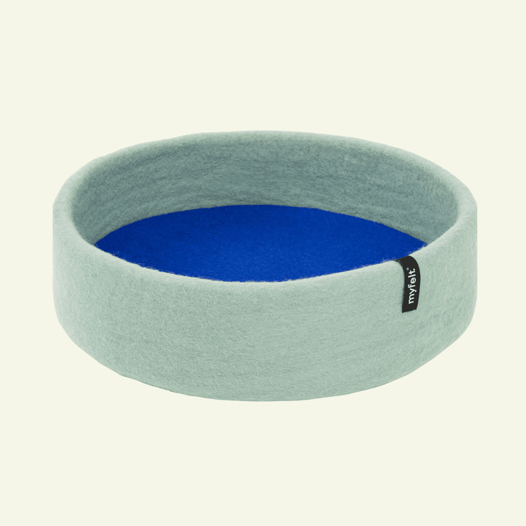 Panier pour chat en laine feutrée naturelle vert sauge, personnalisable - Jean - Poil - Bleu