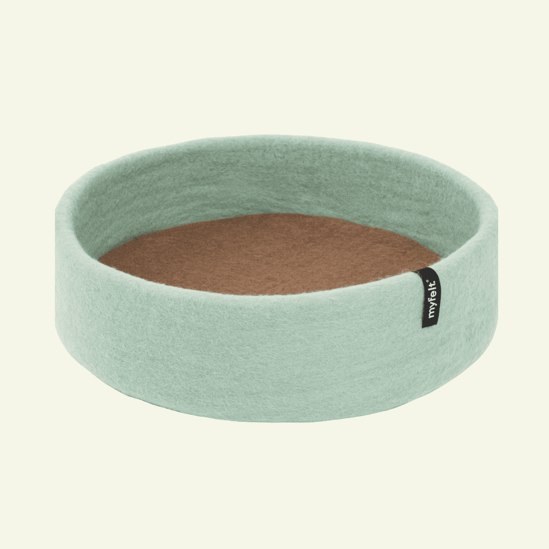 Panier pour chat en laine feutrée naturelle vert sauge, personnalisable - Jean - Poil - Marron