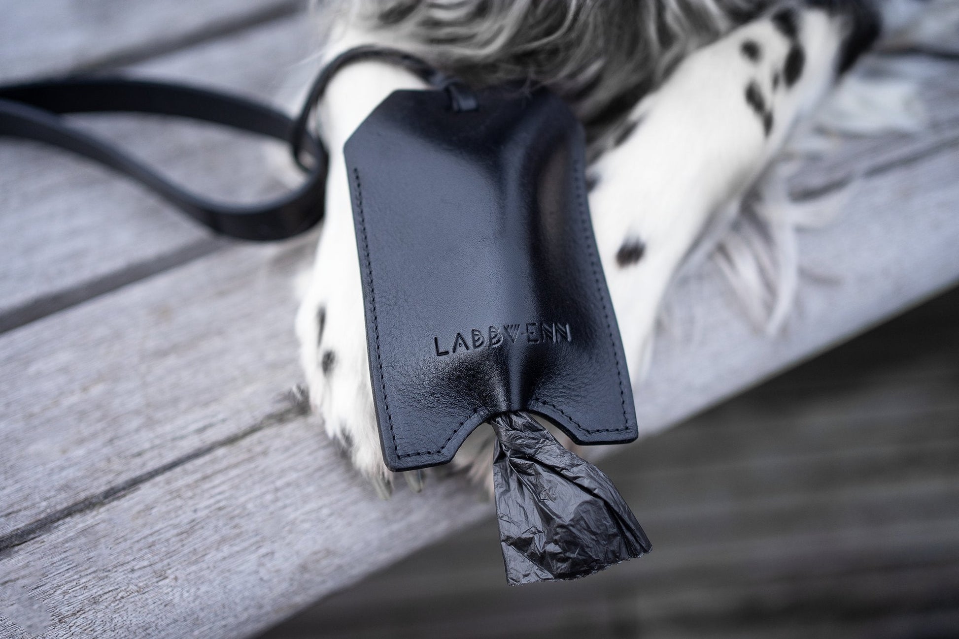 Saku | Porte - sacs Saku en cuir italien Noir - Jean - Poil - 