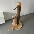 Totem | Griffoir de compétition en bois et sisal pour chat - Jean - Poil - Noir