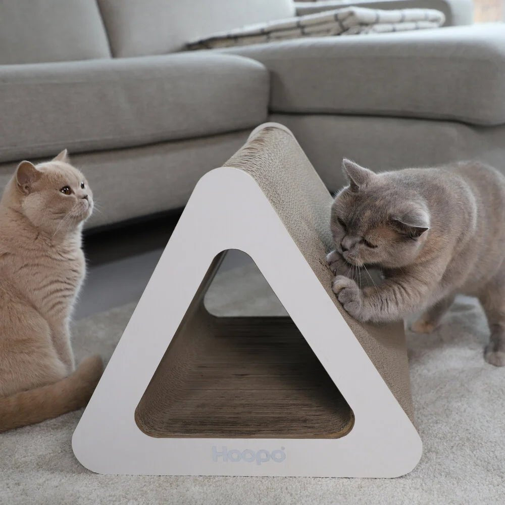 Triangle | Meuble à griffer en carton pour chat - Jean - Poil - Noir